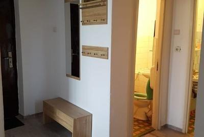 Apartament cu 3 camere decomandat în Șagului