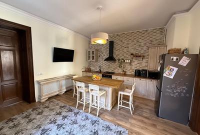 Casa de vanzare! Reghin zona centrala. - 2