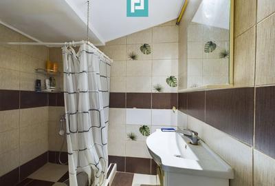 Spațiu comercial, de 47 mp, în Central - 4