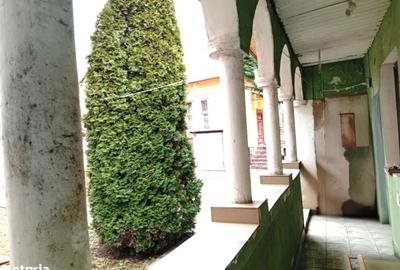 Casă cu 4 camere în Central - 14