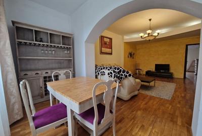 Apartament cu 3 camere semidecomandat, mobilat în P-ța Romană - 6