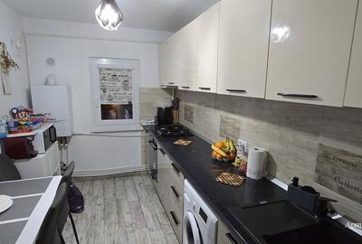Apartament cu 3 camere decomandat în Central - 3