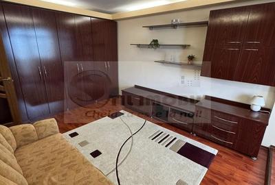 Apartament cu 2 camere decomandat în Podu Roș