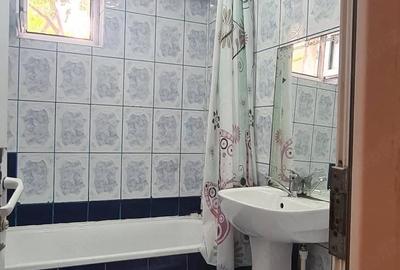 Apartament cu 3 camere semidecomandat în Central - 3