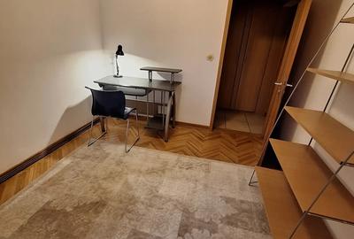 Proprietar, inchiriez apartament 4 cam + garaj. - 5
