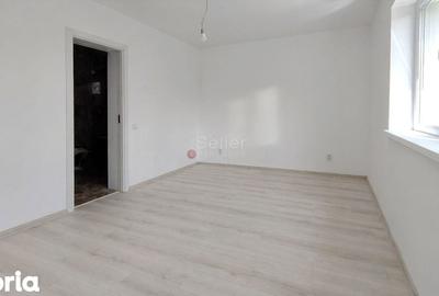 Casă cu 3 camere cu Teren 500 Mp în Noua - 15