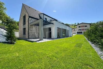Casă individuală cu 6 camere cu Teren 800 Mp în Feleacu - 1