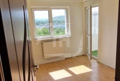 Apartament cu 3 camere decomandat, zona Manastur - 2