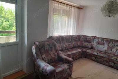 Apartament cu 3 camere decomandat în Aleșd - 5