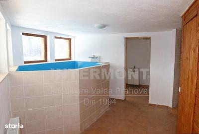 Casă cu 4 camere cu Teren 1600 Mp în Central - 11