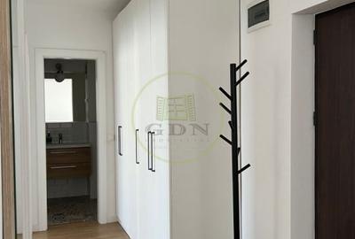 Apartament cu 3 camere decomandat, mobilat în Lazaret