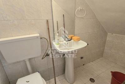 Duplex cu 5 camere si 3 bai, centrala proprie, zona Lipovei - 9