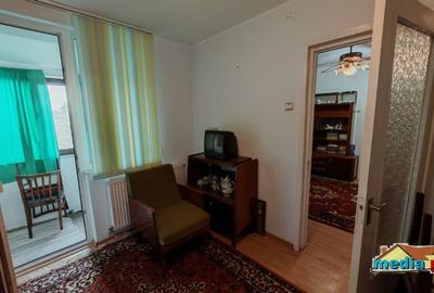 De vânzare – apartament cu 3 camere, Micro 19 De vânzare – apartament cu 3 camere, Micro 19 - 4