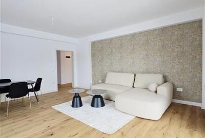 Apartament cu 4 camere decomandat în Pipera - 1