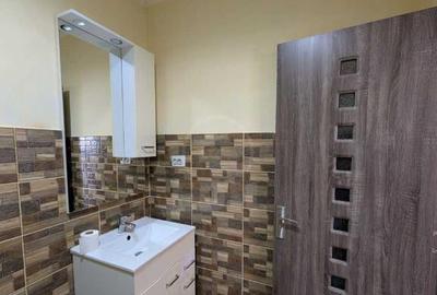 Apartament cu 3 camere semidecomandat în Florești - 7