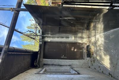 Spațiu comercial, de 13 mp, în Central - 2