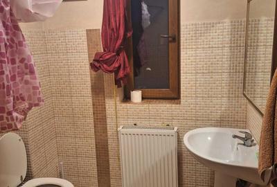 Casă cu 4 camere cu Teren 100 Mp în 1 Decembrie - 6