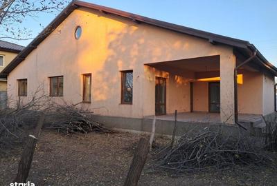 Casă cu 3 camere în Bâcu - 13