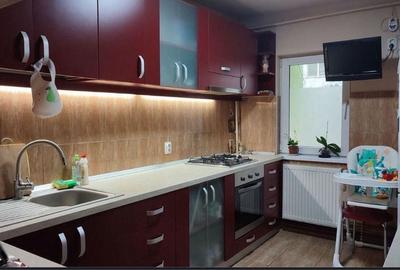 Apartament cu 3 camere decomandat în Dacia - 4