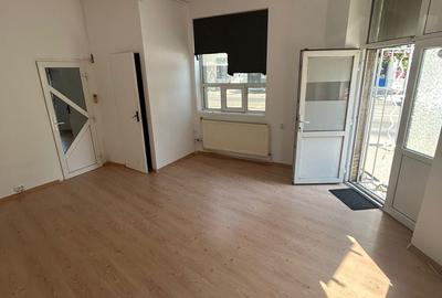 Spațiu comercial, de 28 mp, în Mărășești - 1