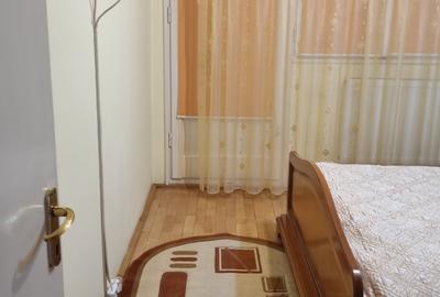 Apartament cu 3 camere semidecomandat, mobilat în Titan - 19
