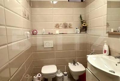 Casă cu 5 camere cu Teren 720 Mp în Tractorul - 8