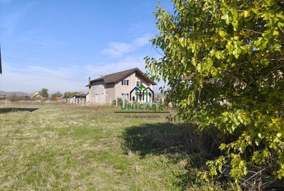 Teren 2407 mp/Mihaesti /sat Stuparei - 5