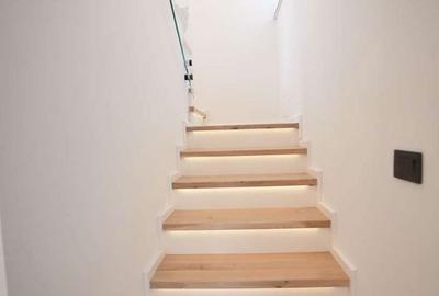 Casă cu 4 camere cu Teren 370 Mp în Rediu - 1