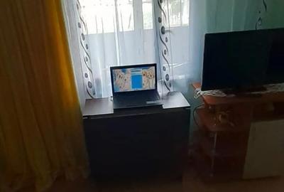 Casă cu Teren 1300 Mp în Gogoșari - 1