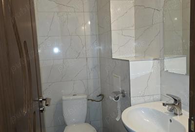 Vand apartament 3 camere decomandat - 2