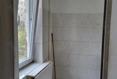 Inchiriez garsoniera - 5