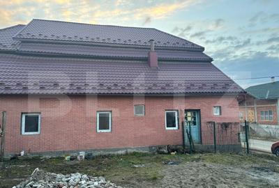 Casa 220mp, zona centrala - Beclean - 9