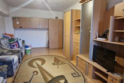 Garsonira decomandata, etaj intermediar, bloc cu lift. - 2