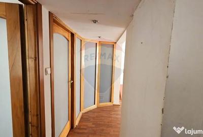 Spațiu comercial, de 80 mp, în Mărăței - 9