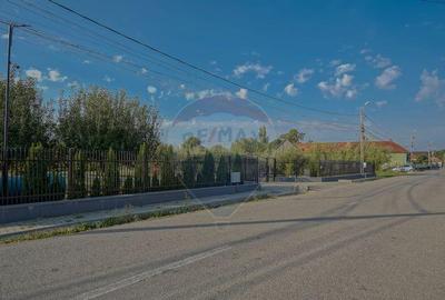 COMISION 0% Proprietate Speciala Amplasata Pe Aproape 500... - 2