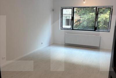 Apartament tip vila, 4 camere, 3 niveluri, curte proprie 40 - 13