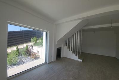 Casa cu 4 camere Finalizata Mutare Imediata Hlincea Aproape - 2