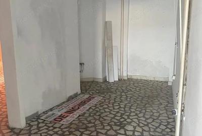 Spațiu comercial, de 132 mp, în Alfa - 2