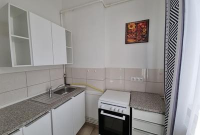 Garsonieră decomandată, mobilată în Central - 5