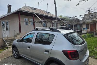 Casă cu 3 camere cu Teren 70 Mp în Secuieni - 2