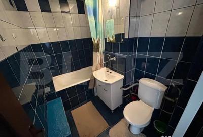 Apartament cu 3 camere decomandat în Independenței