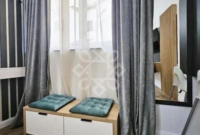 Apartament cu 3 camere semidecomandat în Ultracentral - 1