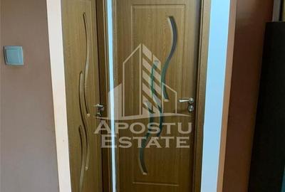 Apartament cu 3 camere semidecomandat, mobilat în Girocului - 3