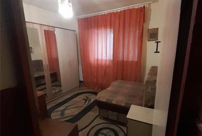 Apartament cu 3 camere decomandat în Râmnicu Sărat