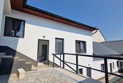 Casă cu 6 camere în Central - 1