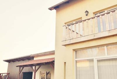 Casă cu 6 camere cu Teren 2255 Mp în Cenad - 5