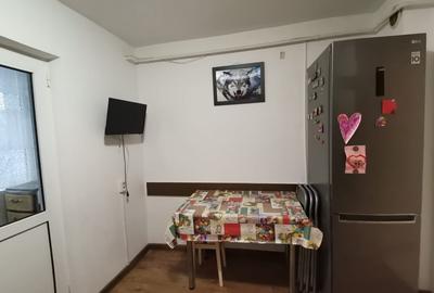 Apartament cu 3 camere decomandat în Micro 13 - 11