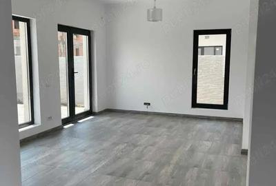 Casă cu 4 camere în Tărtășești - 8