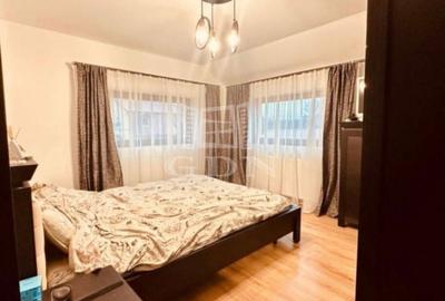 Casă cu 4 camere în Central - 2