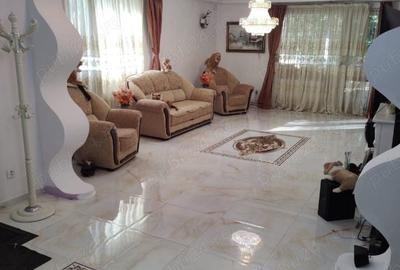 Casă cu 6 camere cu Teren 1082 Mp în Dragomirești-Deal - 10